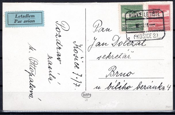 pohlednice Košic vyplacená leteckými známkami L 7,8, černé letecké rámečkové razítko Košice 158/VII/31 adresovaná do Brna, letecká nálepka