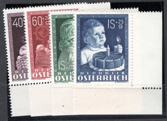 Rakousko - Mi. 929 - 32, dětem, rohová svěží řada