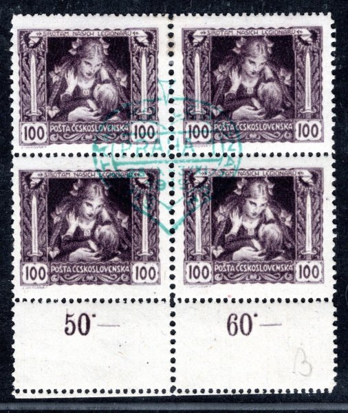 31 B ; 100h fialová krajový 4 - blok s dvojitou perforací , známky s dvojitou perforací bez nálepky - zelený nátisk 
