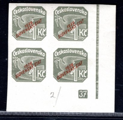 NV9, 1 Kč šedá, přetisk Slovenský štát 1939, pravý dolní rohový 4blok s DZ 37 (deska 2), zk. Gilbert a atest Synek, 4blok s originálním lepem bez nálepky, hledané