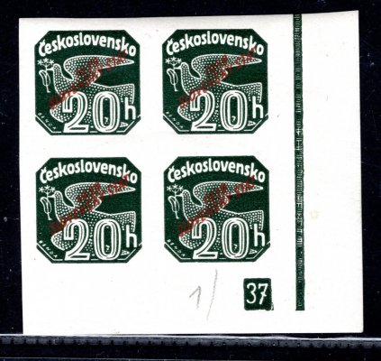 NV7, 20 h zelená, přetisk Slovenský štát 1939, pravý dolní rohový 4blok s DZ 37 (deska 1), zk. a atest Synek, 4blok s originálním lepem bez nálepky, v katalogu bez záznamu, nejvzácnější desková značka Slovenského štátu, existuje cca 4-6 kusů, mimořádné