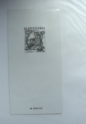Slovensko -** 1993-2008. vše nafoceno - kupóny, PL, černotisky, členské prémie svazu. 
Obsahuje i cenné známky mimo jiné PL vlačky, Bojná .Vysoký katalog. Jen PL v katalogové  hodnote 1450€,(cca 37 000Kč) samostatné známky nepočítany. vše nafoceno 
