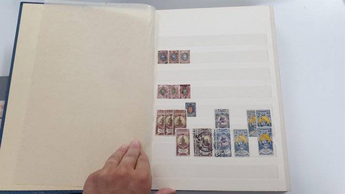 Sovětský Svaz - velmi rozsáhl sbírka / sklad - neuvěřitelné množství známek , známky jsou katalogově srovnané ve více kusech v řádcích, katalogová cena přibližně 45 000 euro ! veliký potenciál ke zpracování ! 