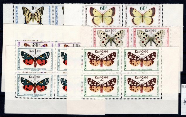 1526 - 1531   ; Motýli  4-bloky rohové 