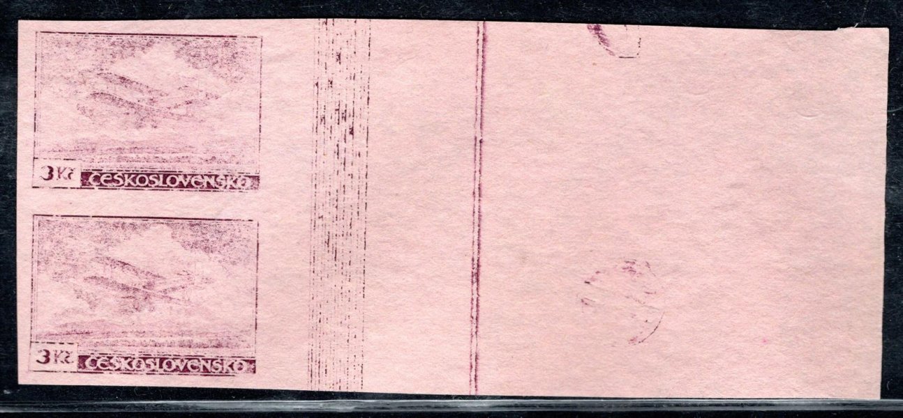 L 10 ZT dvoupáska s okrajem 3 Kč fialová na růžovém papíru s bordurou a otiskem šroubů, slabý tisk