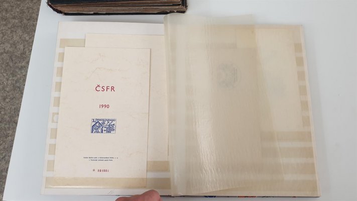 ČSSR II ;sbírka zvláštních tisků z pozůstalosti, obsahuje i zajímavější kusy, vše nafoceno - velmi zajímavé 