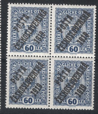 44 - čtyřblok hodnoty 60h světle modrá s přetiskem Pošta československá 1919, spojené typy přetisku
