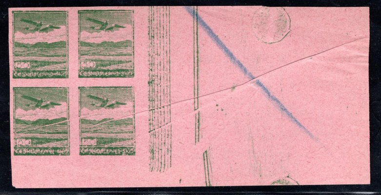 L 7 ZT, pravý dolní rohový kus, nezoubkovaný s otiskem šroubů na okrajích, papír růžový, složky, zajímavé