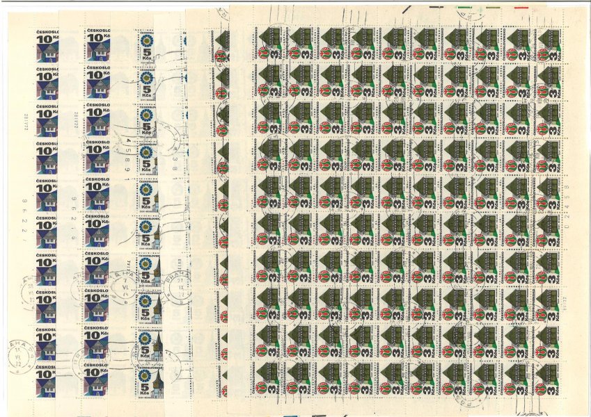 1965 - 10 kčs dva archy, 1964  5 Kčs dva archy, 3 Kčs dva archy , 1 x nádherná VV 82/1 - zelená skvrna střechy, kompletní archy s daty tisku, tiskové desky A + B 