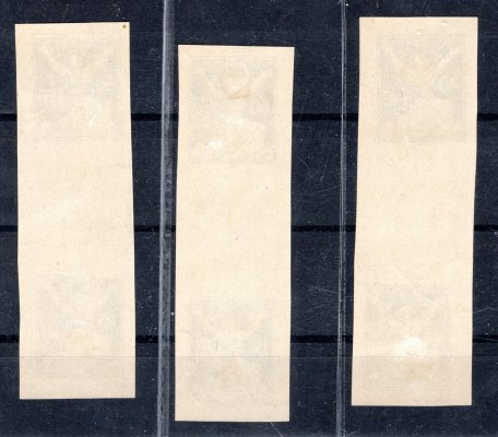 ZT, OR, definitivní kresba, sestava tří svislých dvoupásek v barvě modré ze soutisku