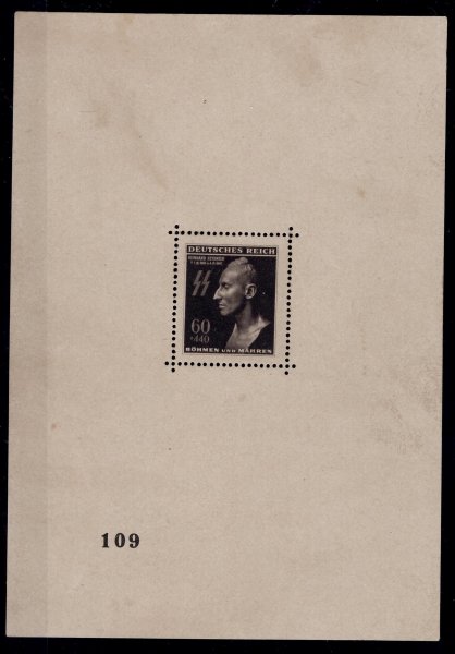  A111, Mi. Bl. I, Heydrichův aršík (Heydrich Block), typ II (44 mm), rok vydání 1943, zahnědlý lep s opravou, rozměr 101 x 146 mm, číslo aršíku 109, náklad pouze 1000 ks, zcela mimořádná nabídka aršíku s nízkým číslem, zk. Gilbert, dle katalogů nejcennější aršík světové filatelie, chybí v naprosté většině i velkých sbírek