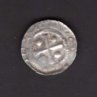 1 Denár okolo 970 OTTO II.-III., Bonh#1726, Kluge#35 Ag 1,49g varianta kříž s tečkami a kostel s křížem