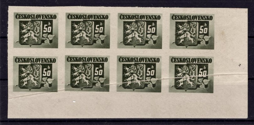 363, 50 h zelená Bratislavské vydání, rohový 8-blok s dekorativí složkou