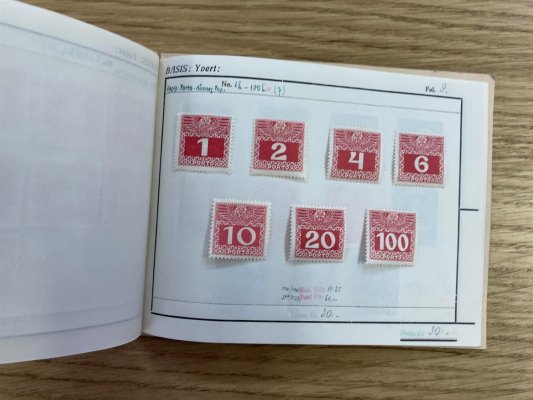Rakousko - starý obchodní sešitek se známkami doplatní P 1-9,10-21,22-33,34-44 (různé druhy papíru), 45-6, výplatní 139-49, 178-84, první nálepky, velmi dobrá kvalita, vysoký katalogový záznam