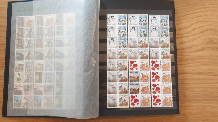 Sbírka soukromých přítisku na kuponech známek České republiky - jen nominál sečtený 9984 Kč - velmi  pěkná sbírka, může sloužit jako základ pro sbírku soukromých přítisků