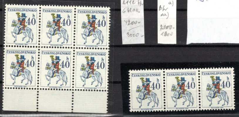 2112 poštovní emblémy ; 6 - ti blok dolní okraj - DV  ZP 1 modrá a bod vpravém okraji , 2 modré  body pod zadní nohou koně  + poštovní emblém třípáska papír Bp ; kat. cena obou kusů 6300 Kč 
